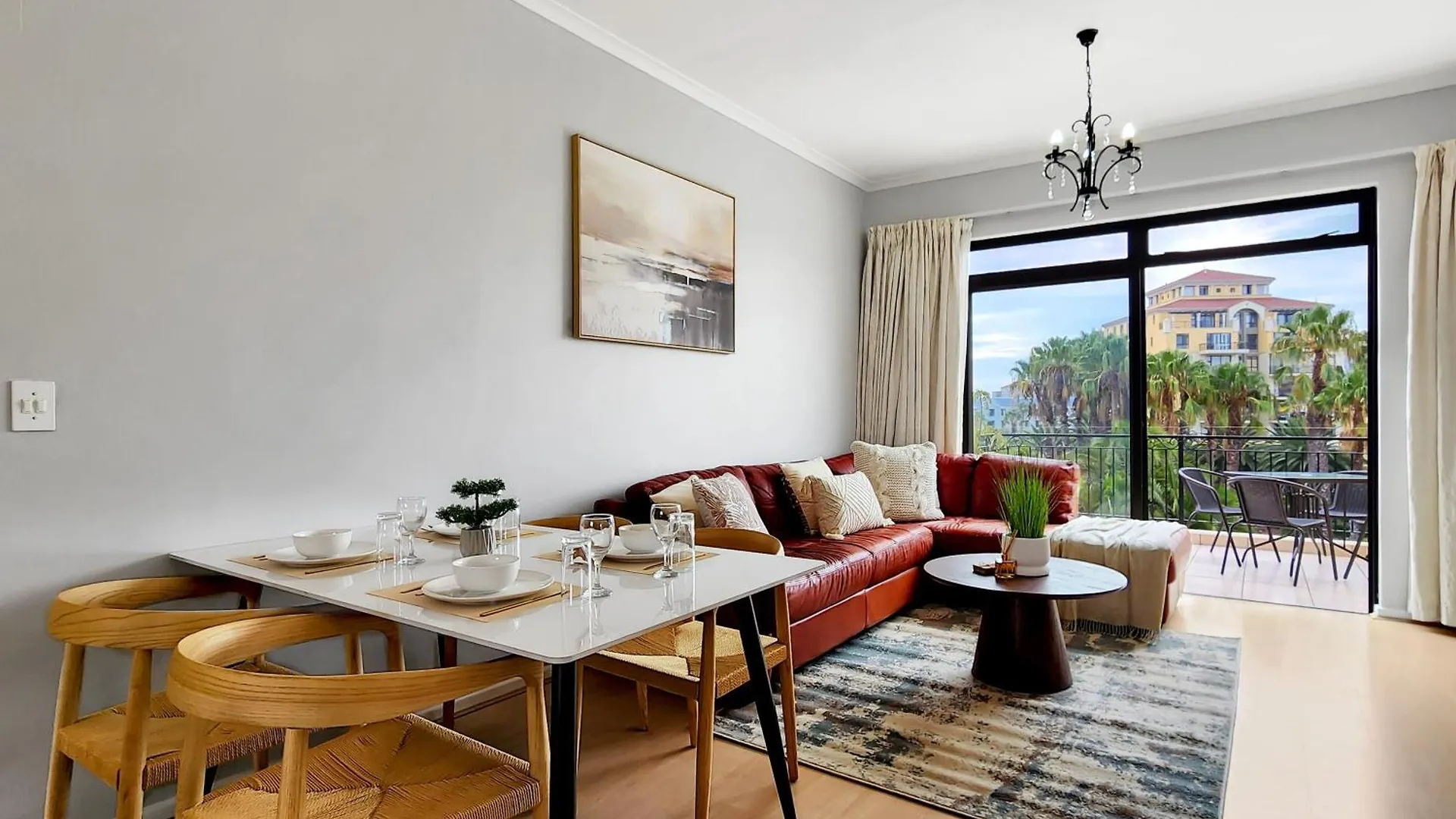 Peaceful Retreat, Pools, Gym, Parks Apartment Cape Town